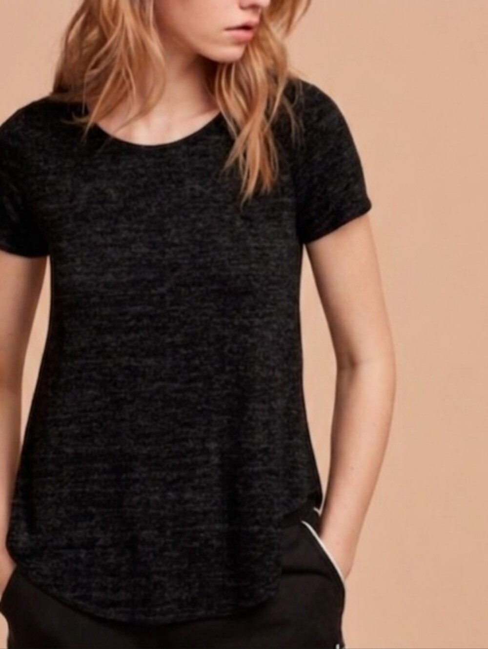 Wilfred Black Short Sleeve Scoop Neck Tee